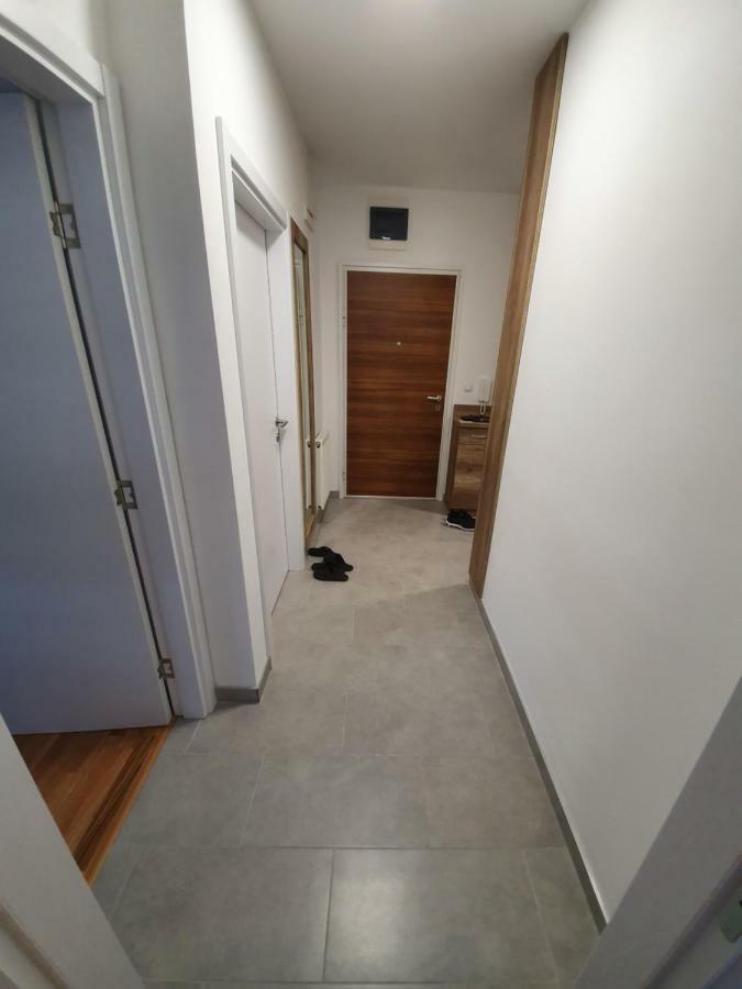 Apartman Lux 多博伊 外观 照片