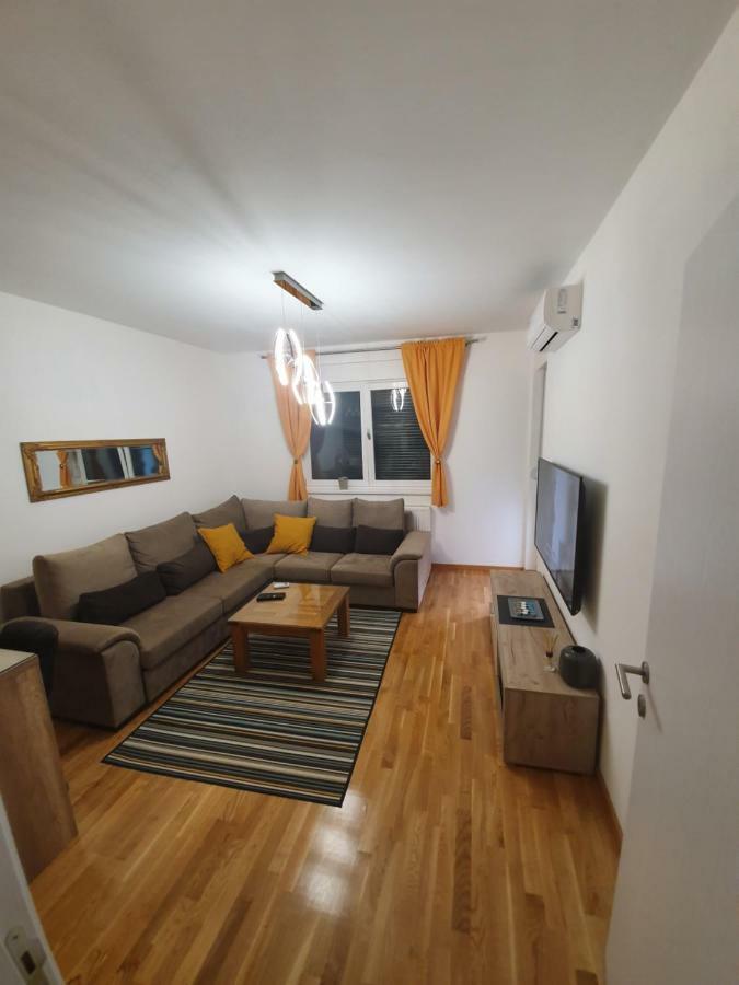 Apartman Lux 多博伊 外观 照片