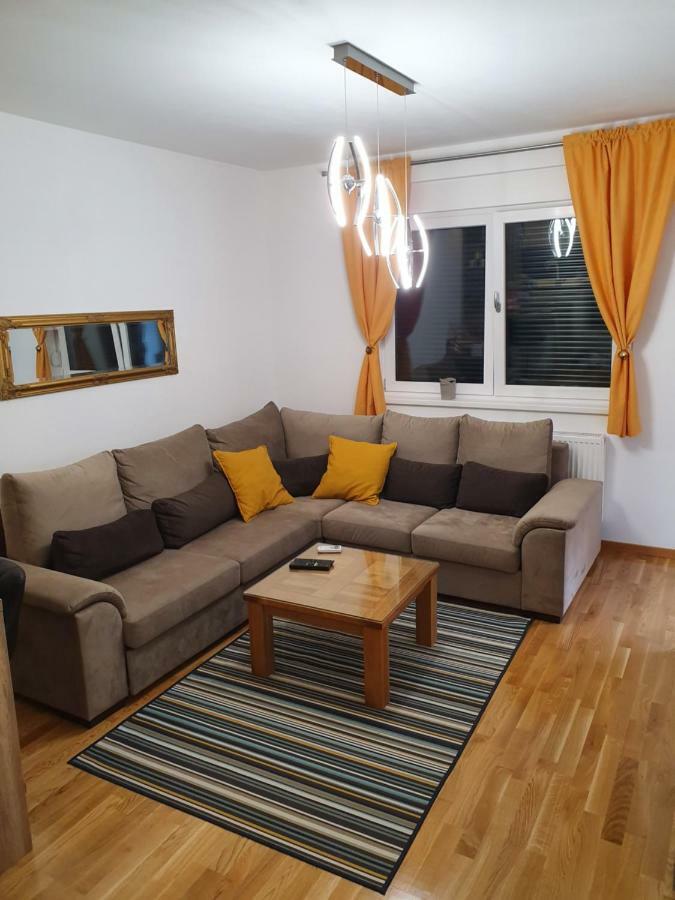 Apartman Lux 多博伊 外观 照片