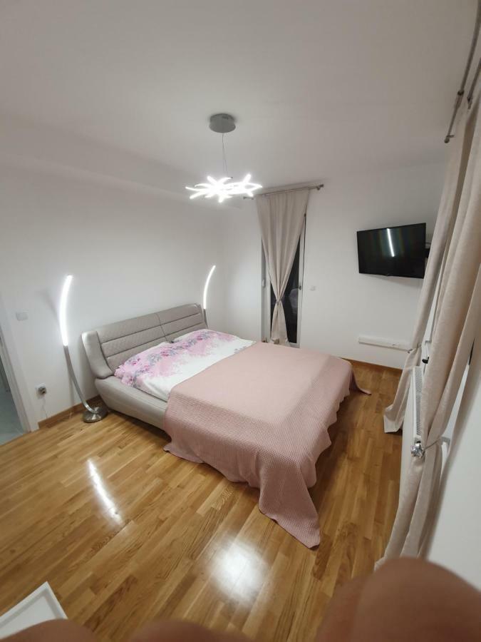 Apartman Lux 多博伊 外观 照片